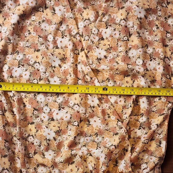 Buckle Black Floral Blouse – Women’s Small Boho Peasant Top – Smocked Waist Flow - Picture 4 of 9